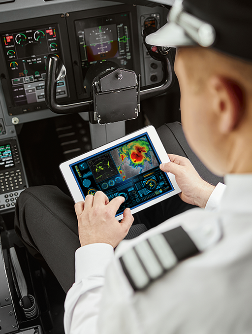 Pilot using in-flight connectivity solution