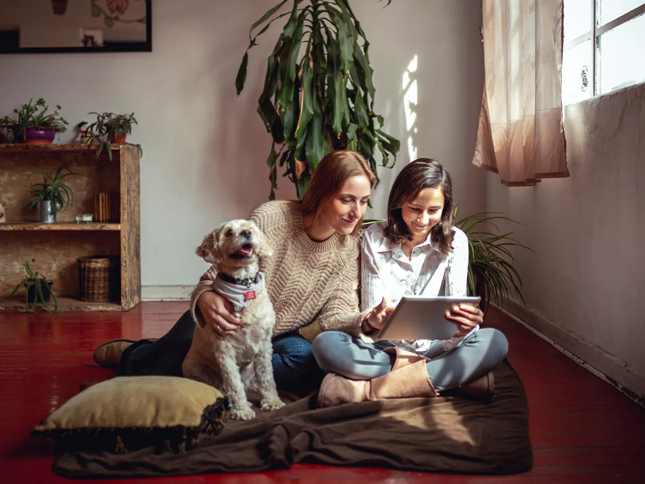 woman_and_child_using_connected_device