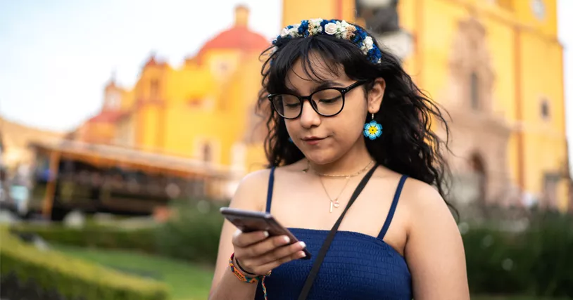 girl on cell phone